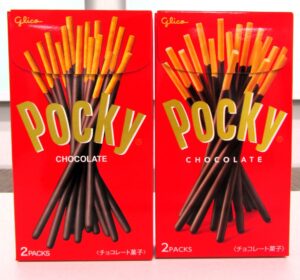 From left The current Pocky Chocolate and the new Pocky Chocolate From left: The current “Pocky Chocolate” and the new “Pocky Chocolate”