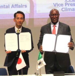 SOI signing ceremony From left Kentaro Doi Vice Minister of the Environment Japan and Kevin Kariuki Vice President of the African Development Bank SOI signing ceremony. From left: Kentaro Doi, Vice Minister of the Environment Japan, and Kevin Kariuki, Vice President of the African Development Bank