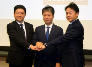 Tsuruha–Welcia Business Integration Creates Japan’s Largest Drugstore Chain; To launch New PB Next Spring and Strengthen Food Offerings From left: President Akio Yoshida, President Jun Tsuruha, and President Hideaki Kirisawa.