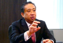 Seven-Eleven Japan Aims for a System Not Relying Solely on Passing Costs Through Price Increases; Fundamental Supply Chain Reform Over Several Years President Tomohiro Akutsu speaking in an interview